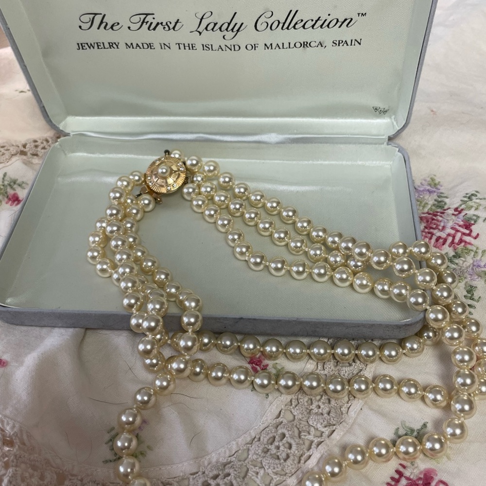 Vintage Mallorca Jewelry The First Lady Collection 3 Strand Faux Pearl Necklace